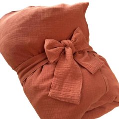 Olulu Péřová zavinovačka 80x80 cihlový mušelín