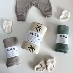 Akční set - zavinovací plenka palmy, klasická plenka zelená a béžová se zlatými tečkami