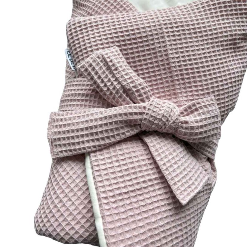 Olulu Zavinovačka starorůžová vafle s bílou