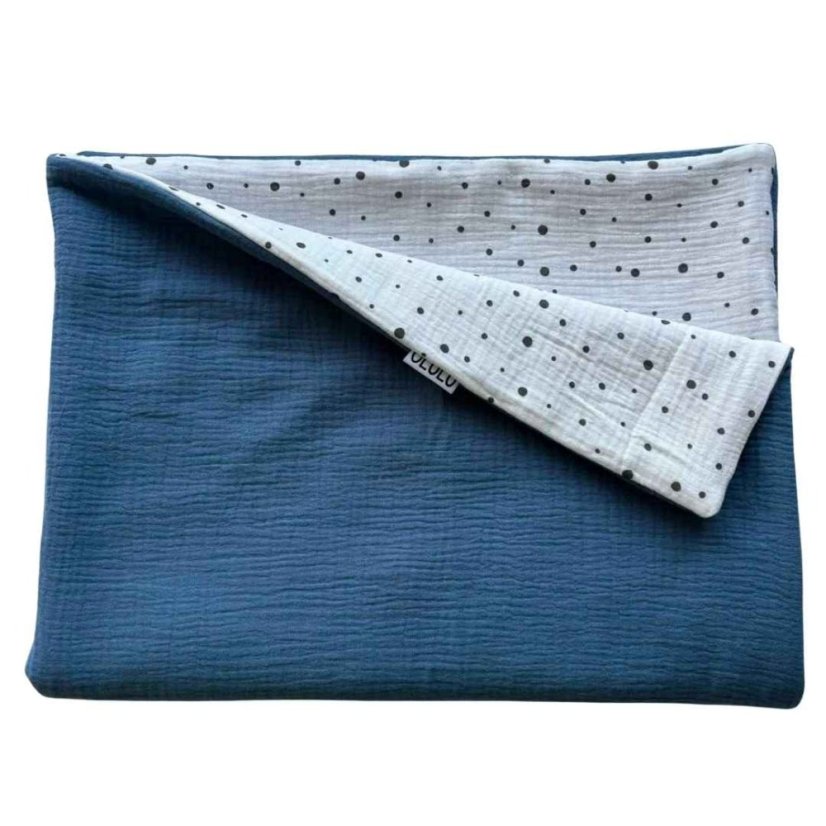 Olulu Mušelínová zateplená dečka bílá s černými puntíky + džínově modrá