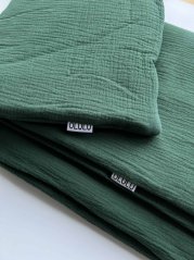 Olulu Set mušelínová zateplená dečka + mušelínový polštářek tmavě zelená Olulu Set mušelínová zateplená dečka + mušelínový polštářek tmavě zelená