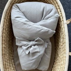 Olulu Péřová zavinovačka 80x80 šedý mušelín