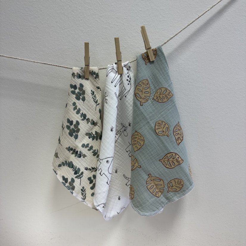 Olulu Sada mini plenek bílé žirafky a sloni, eukalyptus, monstery