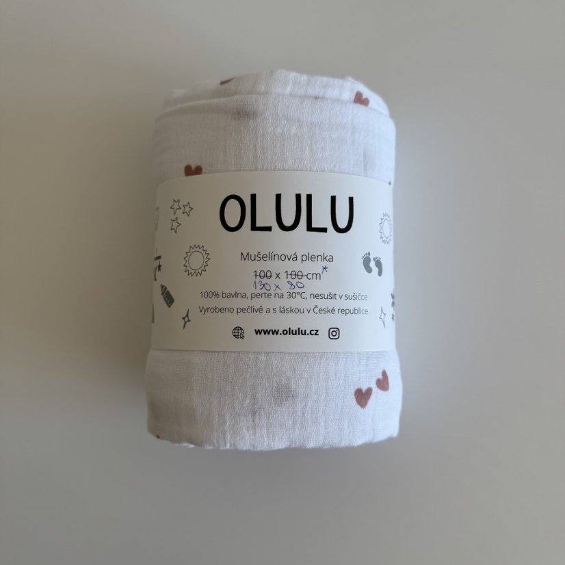 Olulu Zavinovací mušelínová plenka bílá s červenými srdíčky 130x80cm