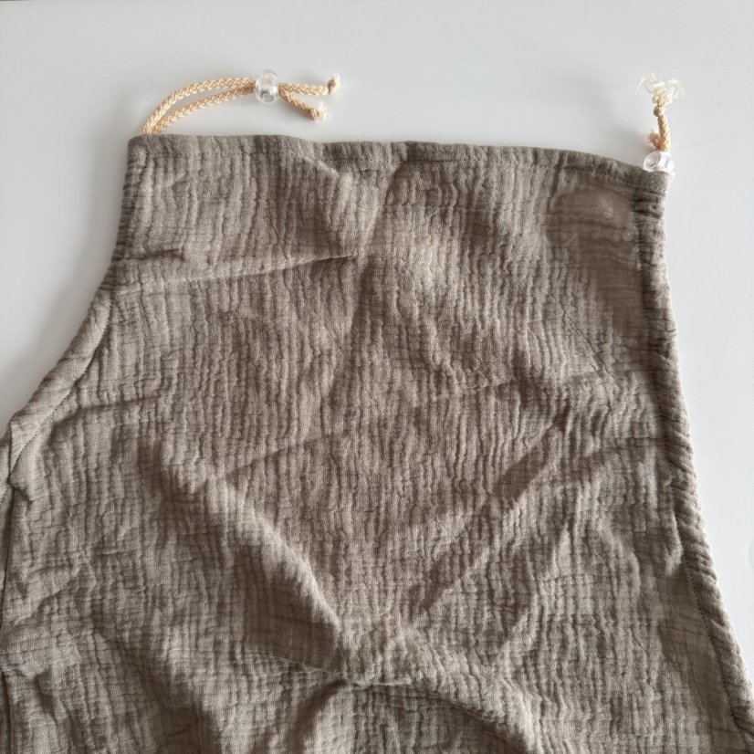 Olulu Sluneční clona na kočárek béžový mušelín (vzorek)